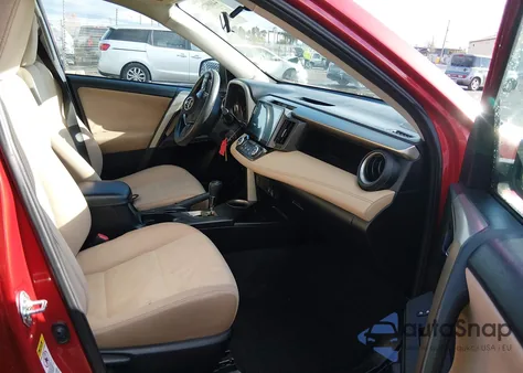 2014 Toyota Rav4 Xle z USA, uszkodzony, nr VIN 2T3WFREV6EW084068